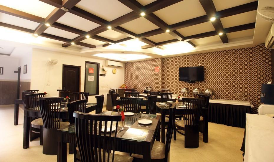 Hotel New Walnut Castle Paharganj Εξωτερικό φωτογραφία